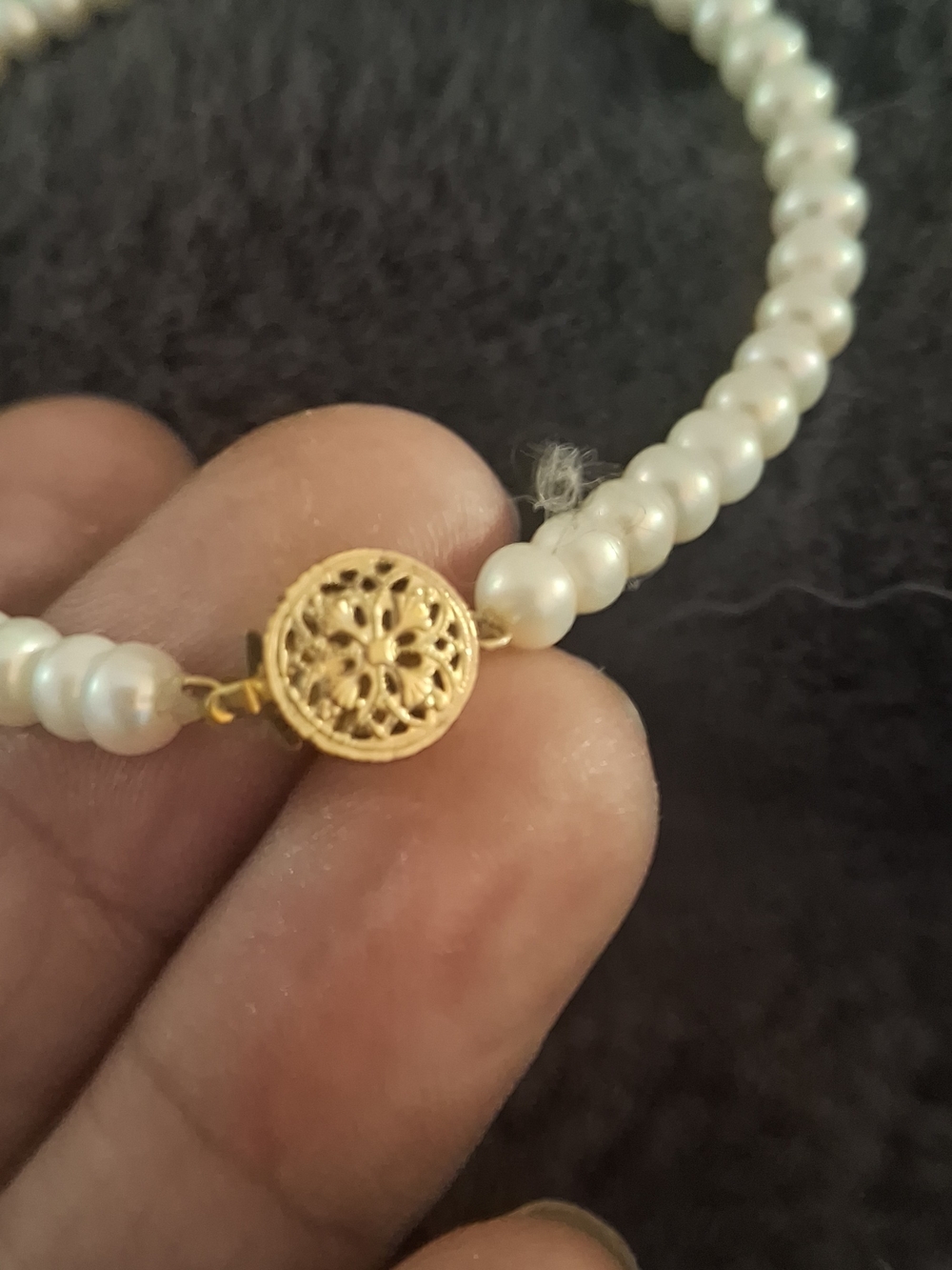 Pearl Beaded Bracelet with Gold Filigree Clasp - White Pearls